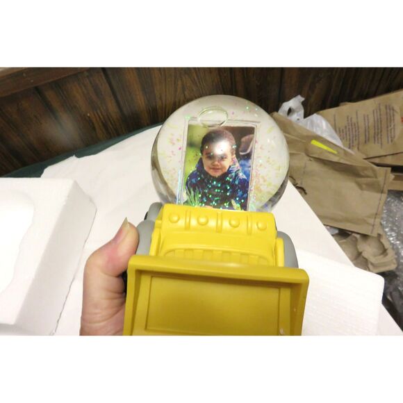 RARE NIB THINGS REMEMBERED BULLDOZER BASE SNOW GLOBE w PICTURE FRAME IN GLOBE - Picture 7 of 8